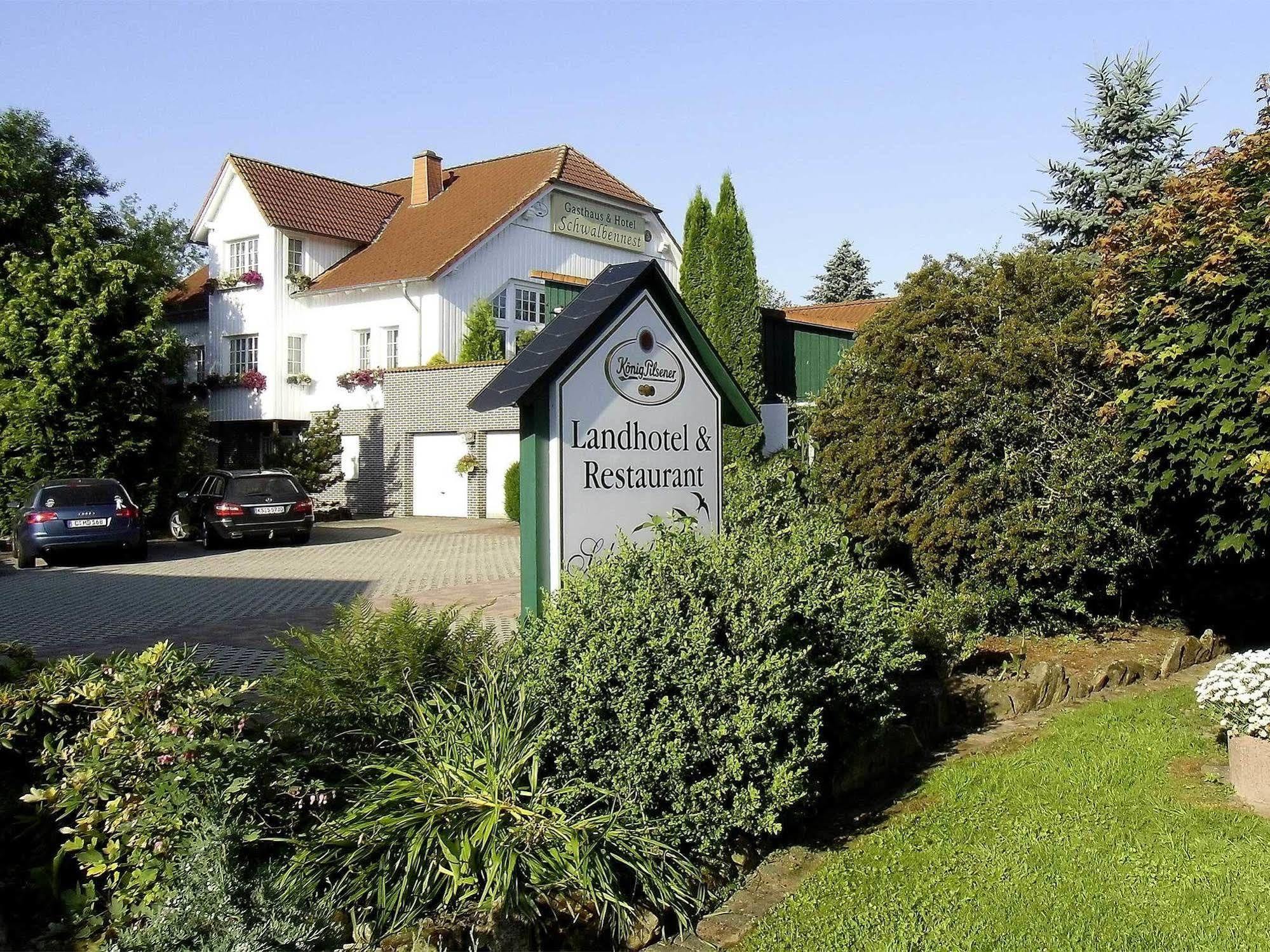 Landhotel-Restaurant Schwalbennest Zierenberg Exterior photo